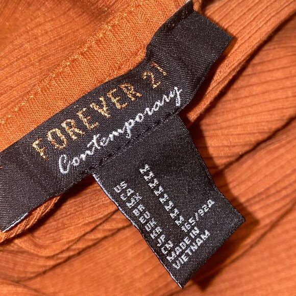 ✨ Forever 21 ribbed mock button front dress ✨ - Picture 6 of 6